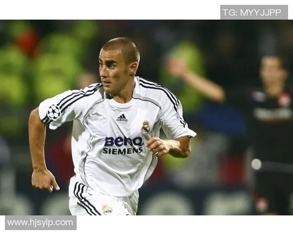 足球巨星单挑集锦：速度与技术的完美碰撞，惊艳瞬间尽在其中