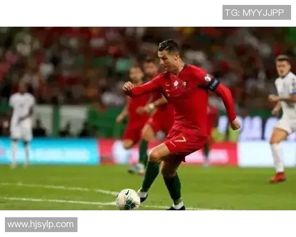 穿红色球鞋的足球巨星是谁 他在绿茵场上的精彩表现让人惊叹 穿红色球鞋的足球巨星是谁 他在绿茵场上的精彩表现让人惊叹